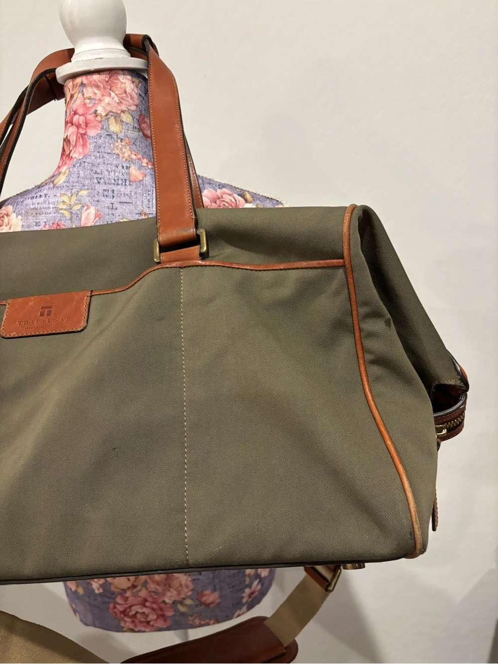 Trafalgar Olive Green and Brown Leather Trim Weekender duffle Bag